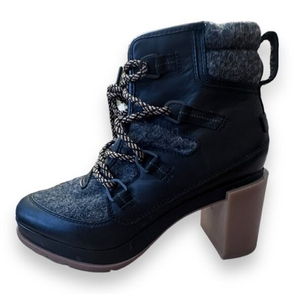 Women’s SOREL 9.5 Blake Lace Non Shell Boot Black / Sand - Picture 2 of 16